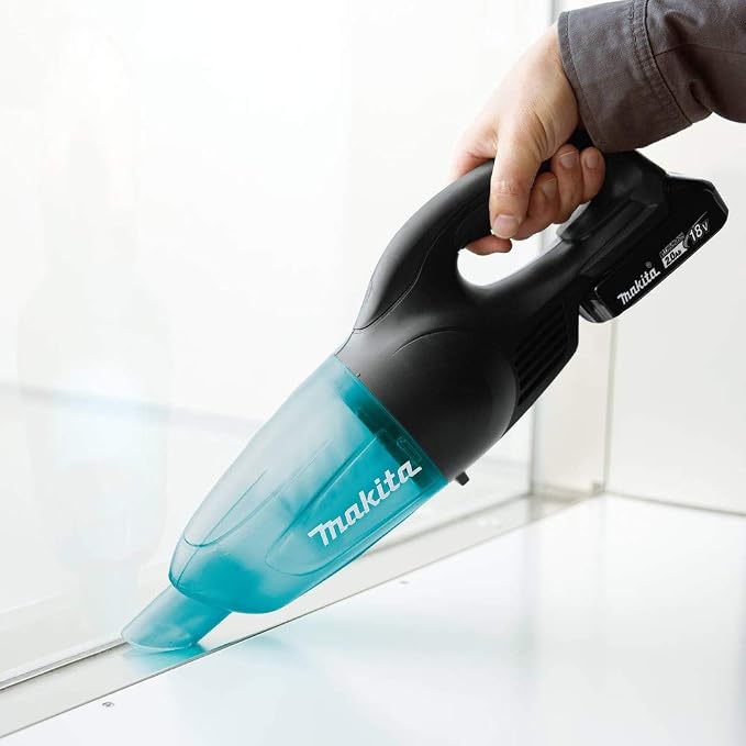 Makita XLC02R1B 18V LXT Lithium-Ion Compact Cordless Vacuum Kit - Image 8