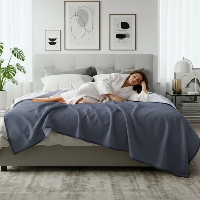 Waterproof Blanket for Bed Couch Sofa, 40''x60'' Reversible & Washable, Fleece and Flannel Waterproof Mat, Water Resistant Bed Cover, Leakproof Mattress Protector(Gray/White)