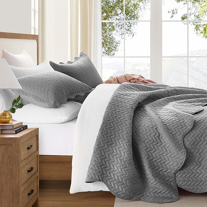 IR Imperial Rooms 8 Pack California King Quilt Bedding Set (118"x106") - Bulk Wholesale for Hotels, Guest Bedroom & Airbnbs - Lightweight Microfiber Reversible Embossed Quilts Bedspread (Grey)