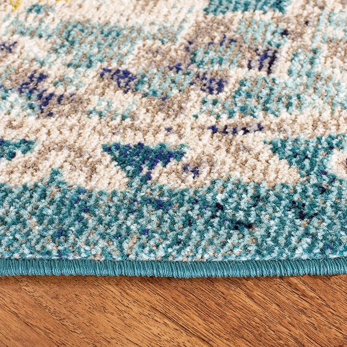 SAFAVIEH Madison Collection 5' Round Dark Blue / Yellow MAD418N Boho Diamond Distressed Non-Shedding Dining Room Entryway Foyer Living Room Bedroom Area Rug