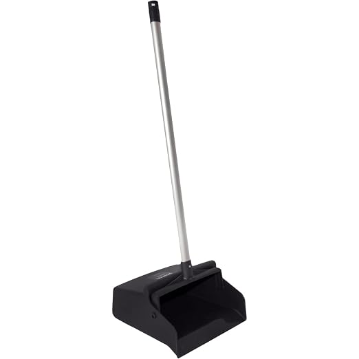 SPARTA Upright Dustpan with Aluminum Handle, Serrated Edge by CarlisleFoodServiceProducts
