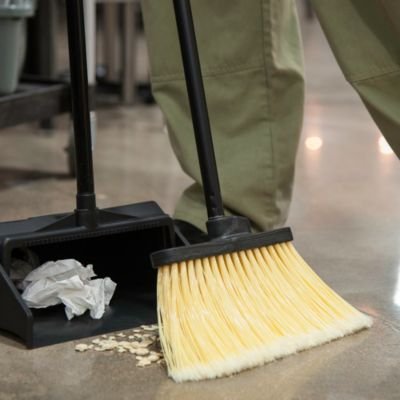Carlisle FoodService Products 3686500 Duo-Sweep Flagged Angle Broom - Image 5