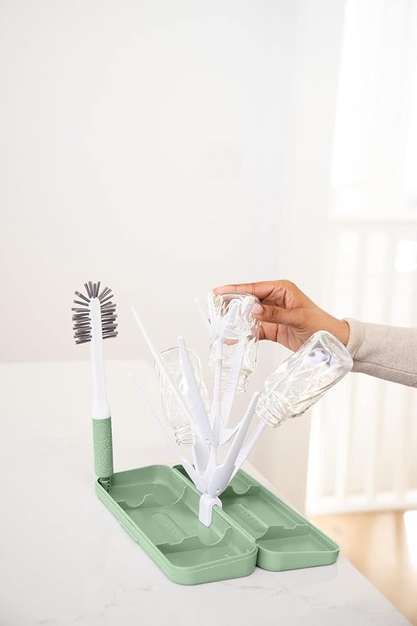 Ubbi On-the-Go Drying Rack and Brush Set, Includes Travel Case and Bottle Brush - Image 6