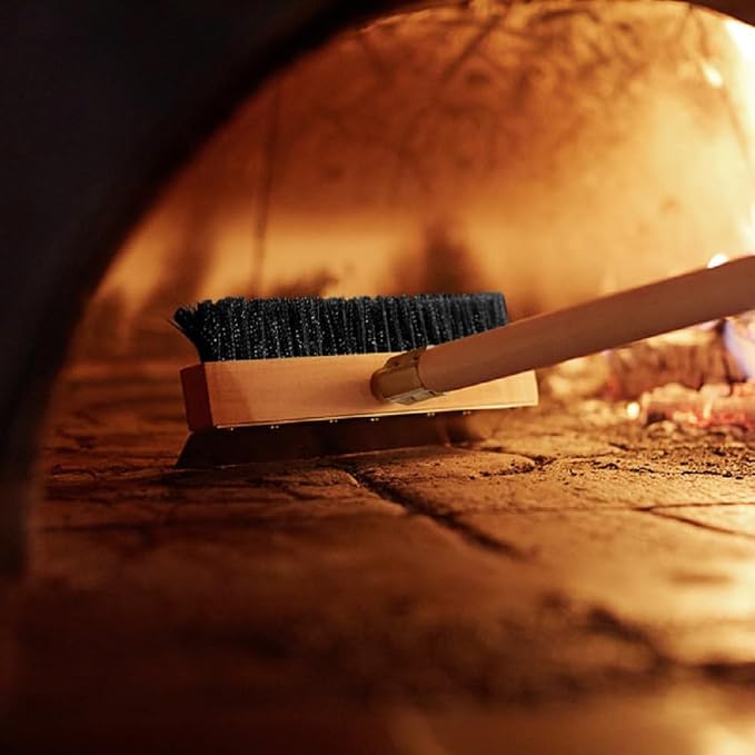TrueCraftware- 10" Pizza Oven Brush - Image 3