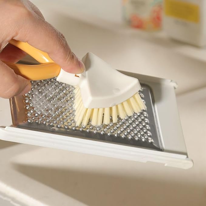 Foldable Triangular Gap Cleaning Brush – Compact & Flexible, and Narrow Spaces - Image 4