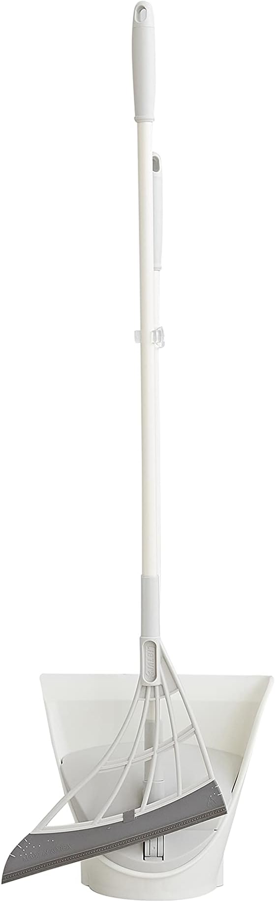 Broombi and Dustpan Set by Broombi