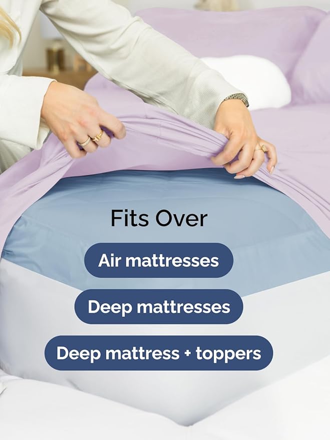 Extra Deep Full Fitted Sheet - Hotel Luxury Single Fitted Sheet Only - Easily Fits 18 inch to 24 inch Mattress - Ultra Soft, Wrinkle Free with Extra Deep Pockets - Breathable & Comfy - Light Lavender