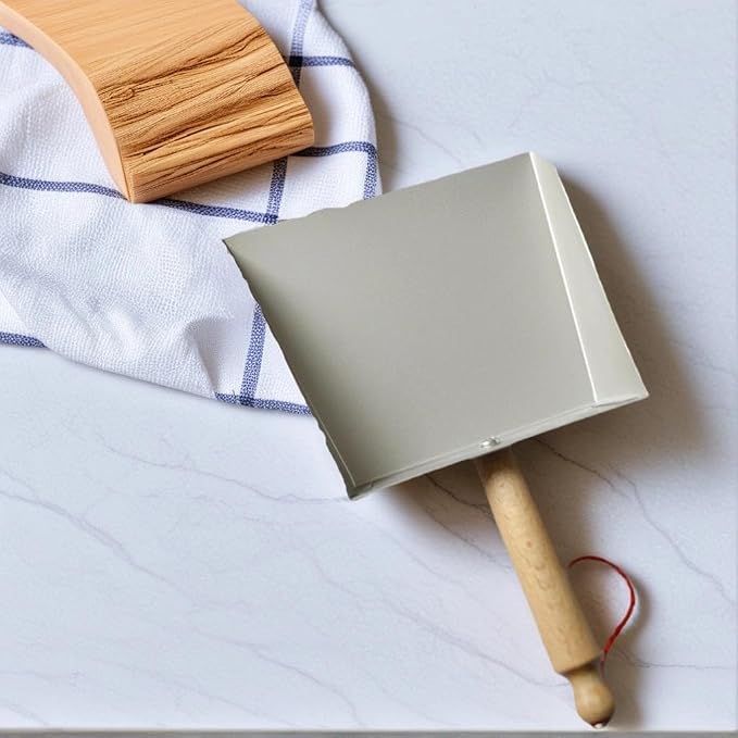 Compact Dust Pan by VBQFDPH