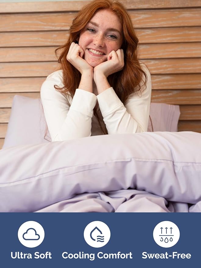 Extra Deep Full Fitted Sheet - Hotel Luxury Single Fitted Sheet Only - Easily Fits 18 inch to 24 inch Mattress - Ultra Soft, Wrinkle Free with Extra Deep Pockets - Breathable & Comfy - Light Lavender