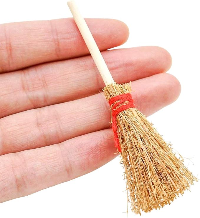 Odoria 1/12 Miniature Broom Dollhouse Decoration Accessories by Odoria