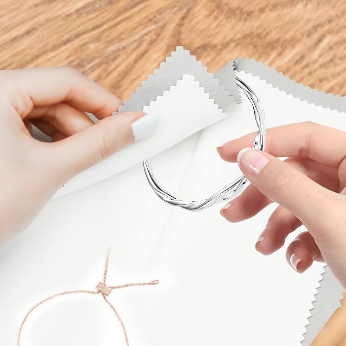 4Pcs Silver Polishing Cloths - Image 4