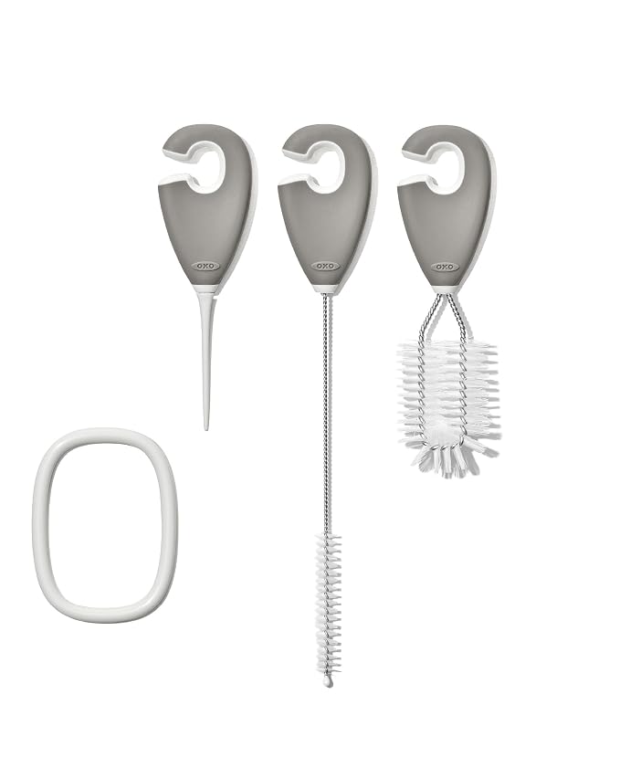 OXO Tot Cleaning Set for Straw & Sippy Cup - Image 8