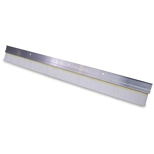 MARSHALLTOWN Aluminum Backed Concrete Broom - Image 3