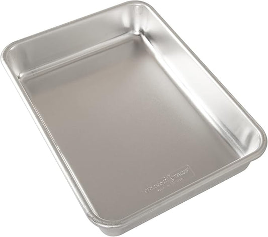 Nordic Ware Natural Aluminum Commercial Rectangular Cake Pan, Exterior by NordicWare