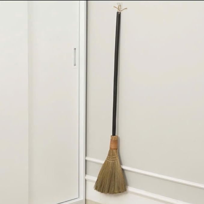 Vietnamese Straw Soft Broom - Image 8