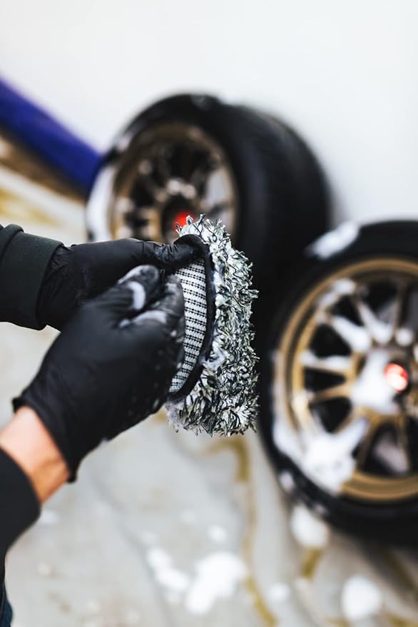 The Rag Company – The Cyclone Ultra Wheel Mitt – Perfect - Image 4