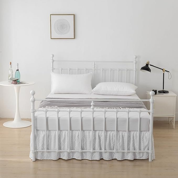 Bed Skirt Queen Size Ruffled Bed Skirt with Split Corners, 18 Inch Drop Dust Ruffle Bed Skirts with Platform, Boho Tufted Shabby Chic Queen Size Bed Skirts, White