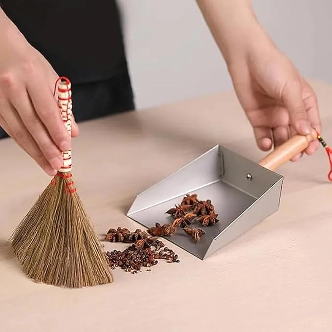 Compact Dust Pan - Image 6