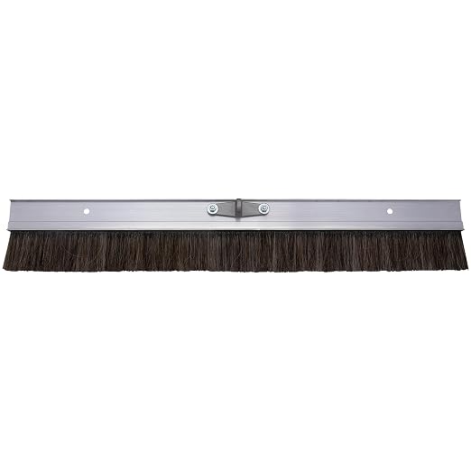 MARSHALLTOWN Aluminum Backed Concrete Broom - Image 3