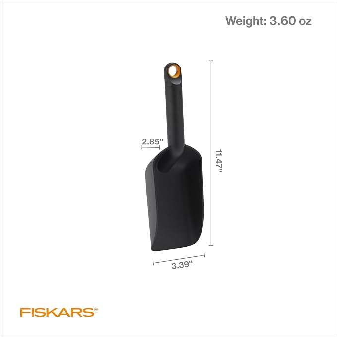 Fiskars Soil Scoop, Indoor Potting & Transplanting Tool - Image 3