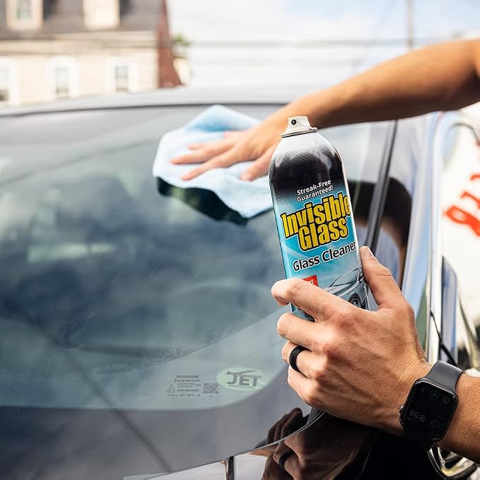 Invisible Glass 91164 Premium Aerosol Glass and Window Cleaner - Image 3