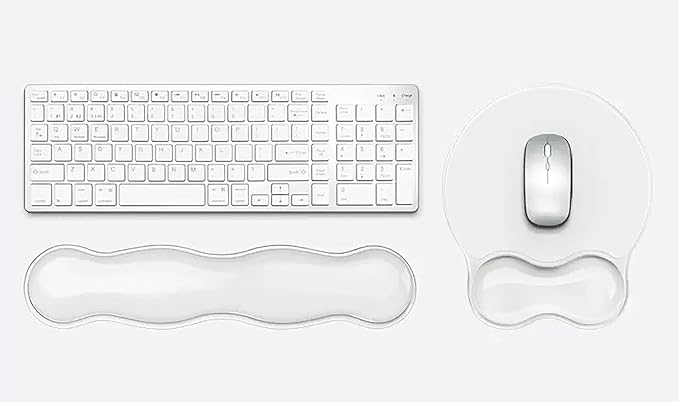 Mouse Pad with Wrist Rest, Soft Cloud Gel Keyboard Mouse Pad Set with Hand by Unknown