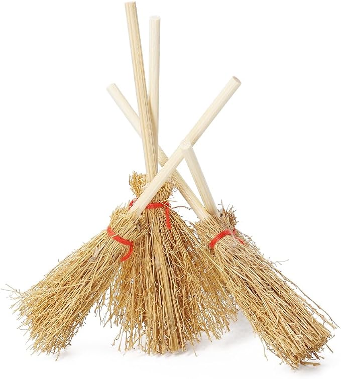 Odoria Dollhouse Straw Broom Miniature - Image 3