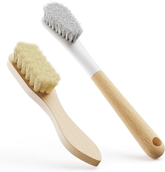 Wood Laundry Brush, OSCIOSS Laundry Stain Brush wth Long Handle and Soft Bristle by OSCIOSS