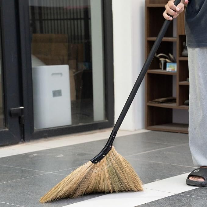 Vietnamese Straw Soft Broom - Image 6