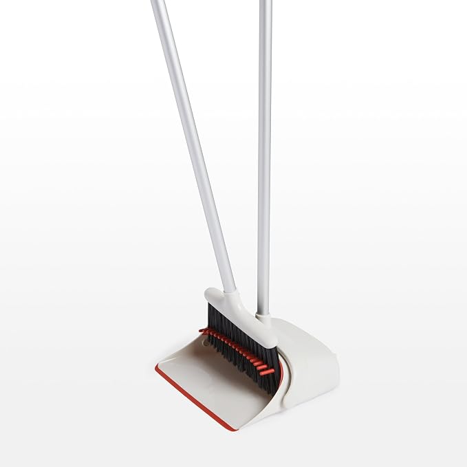 OXO Good Grips Upright Sweep Set - Image 9