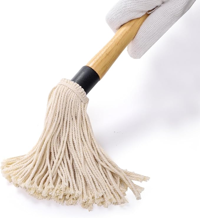 Cast Iron Sauce Pot and BBQ Mop Brush Set - Image 4