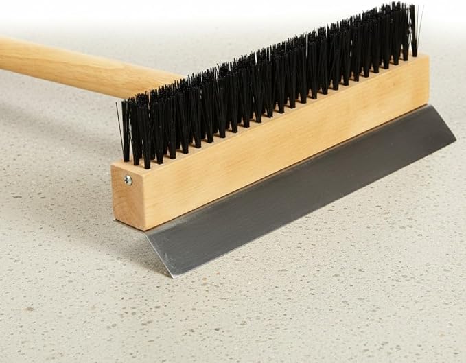 TrueCraftware- 10" Pizza Oven Brush - Image 4