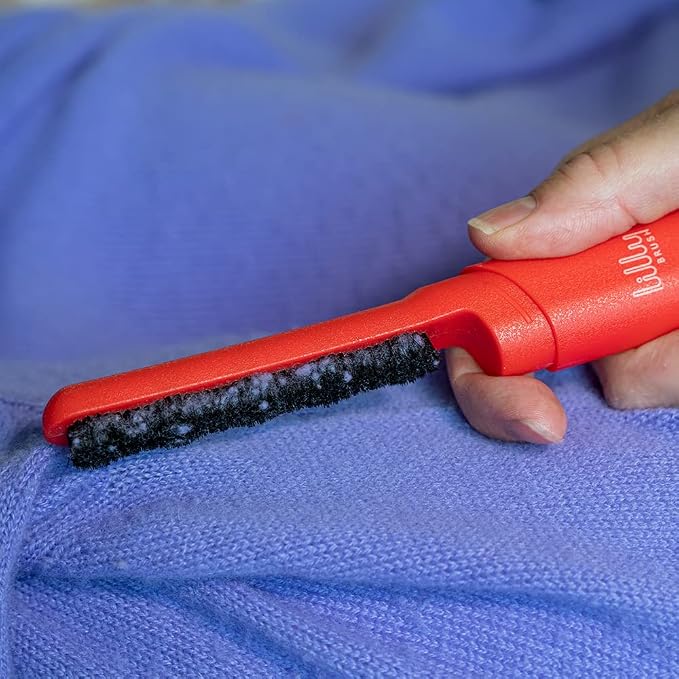 Lilly Brush Save Our Sweaters Fabric Pill Remover & Lint Brush. ONLY - Image 2