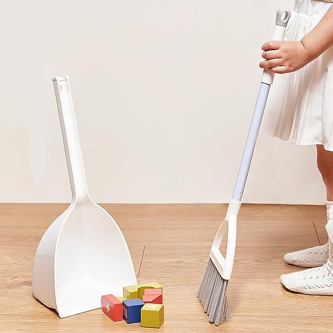 Nicunom Set of 4 Mini Broom - Image 6