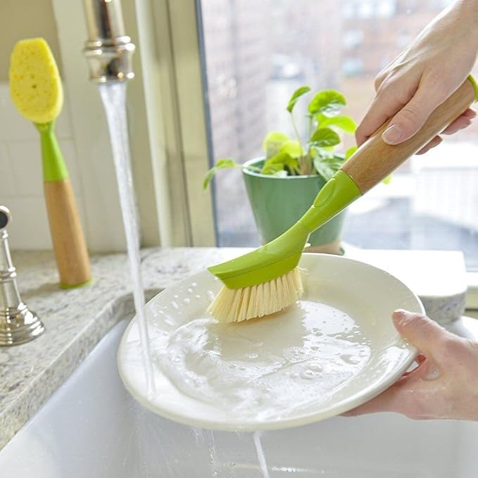 Full Circle Suds Up, Soap Dispensing Dish Brush, Tough Plant-Fiber Bristles & - Image 4