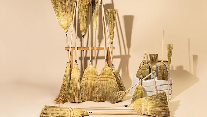 Mendi Corn Broom 43" Fantasy Style - Image 12