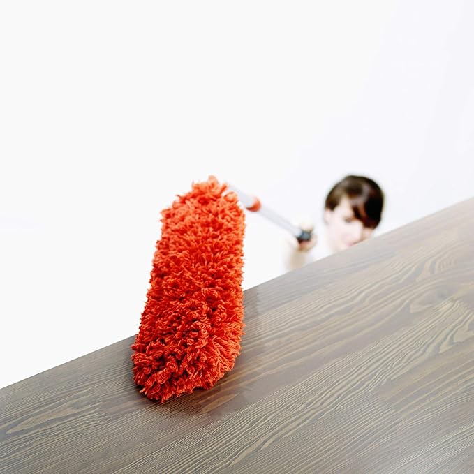 OXO Good Grips Microfiber Extendable Duster 52 inches - Image 4