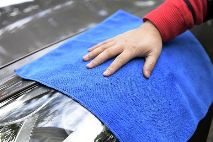 CARCAREZ Premium Microfiber Detailing Towels, 340 GSM Lint Free Car Buffing - Image 4