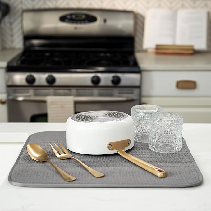 S&T INC. Dish Drying Mat, 16” x 18”, Absorbent Microfiber Kitchen Counter Mat - Image 4