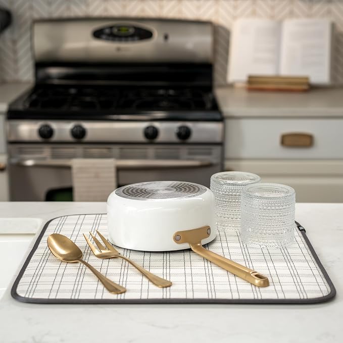 S&T INC. Dish Drying Mat, 16” x 18”, Absorbent Microfiber Kitchen Counter Mat - Image 4