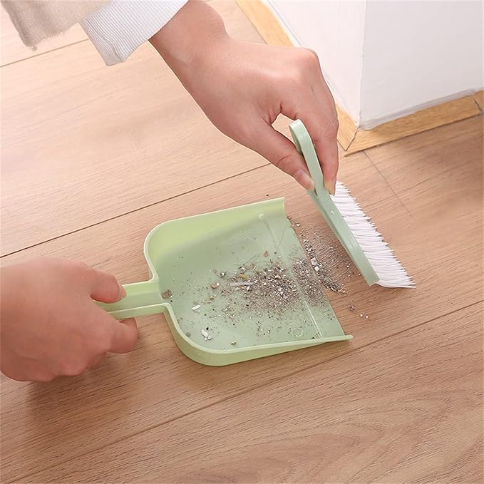 Mini Desktop Dustpan Set Car Sweep Bed Hair Garbage Shovel Small Sweeping - Image 2