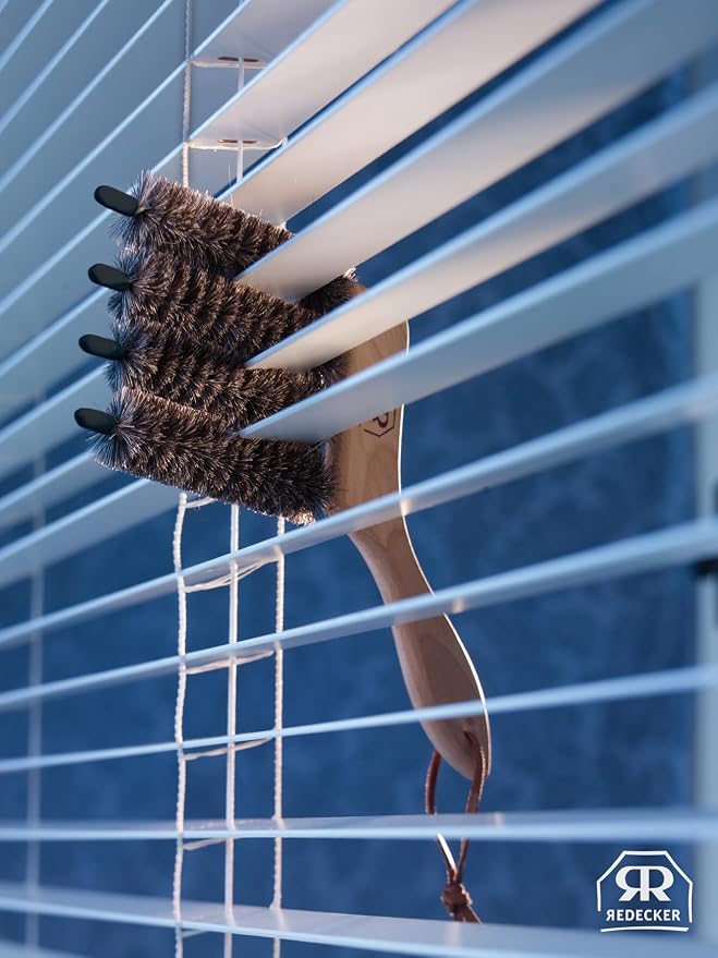 Redecker Dark Goat Hair - 4 in One - Venetian Blind Brush - Image 3