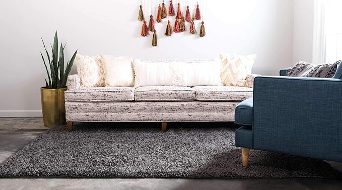 Unique Loom Solid Shag Collection Area Rug (7' 10" x 10' Rectangle, Graphite Gray)