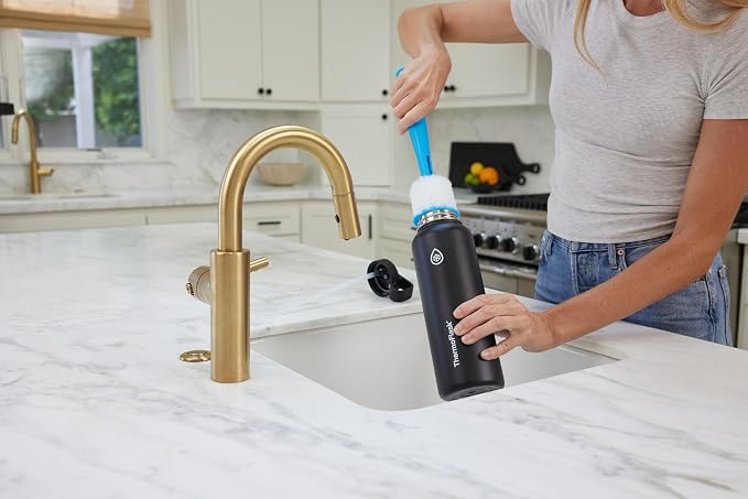 ThermoFlask 2-in-1 Bottle Cleaning Brush - Image 4
