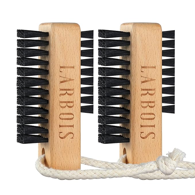 Nail Brush for Cleaning Fingernails by Larbois
