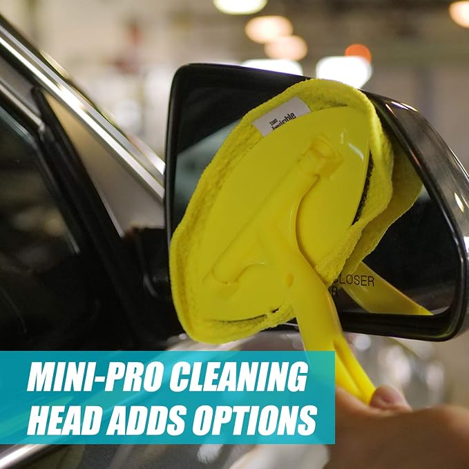 Invisible Glass 95164 Reach & Clean Wet-Dry Pro Windshield Cleaning Tool - Image 3