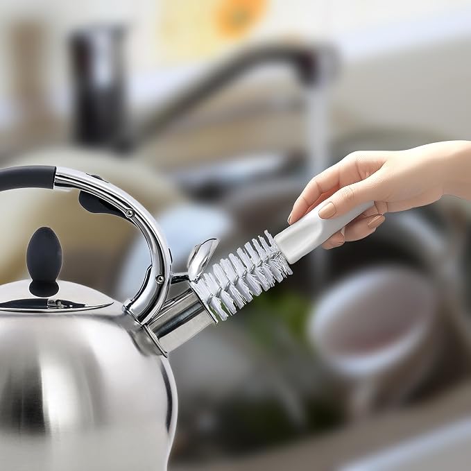 HIC Kitchen Tea Kettle Cleaning Brush - Image 2