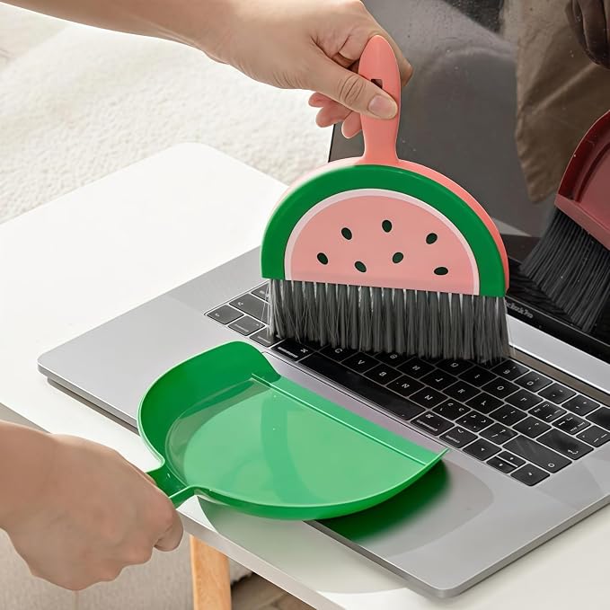 1Pcs Small Broom and Dustpan Set Cute Little Yellow Green Hand Mini Broom and - Image 2