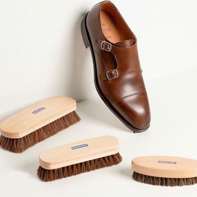 SAPHIR Oval Horsehair Brush - Image 3