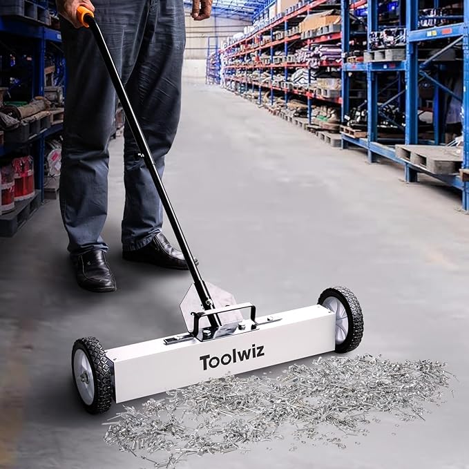 Toolwiz Magnetic Pick Up Sweeper - Image 2